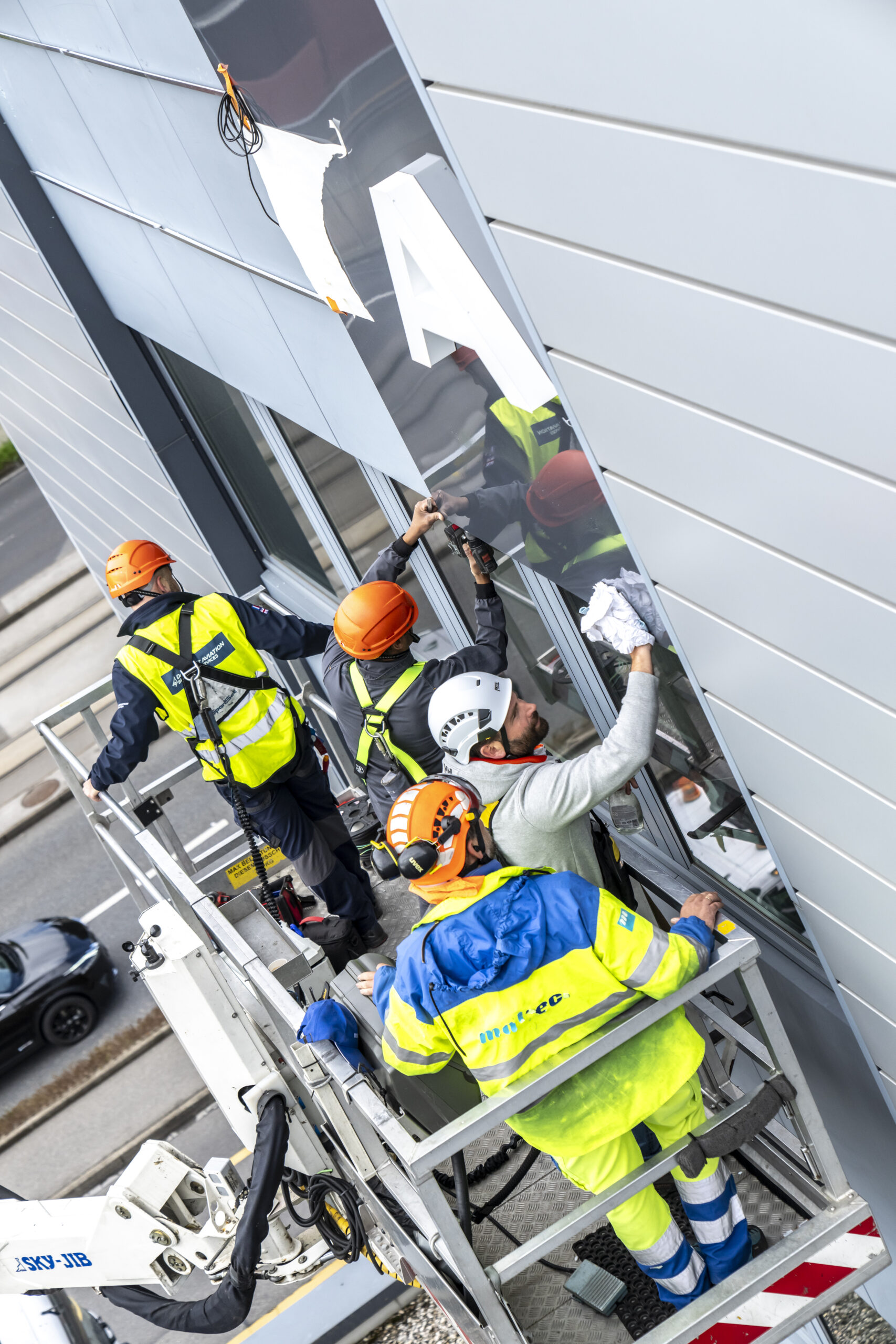 Nomad Signs Services